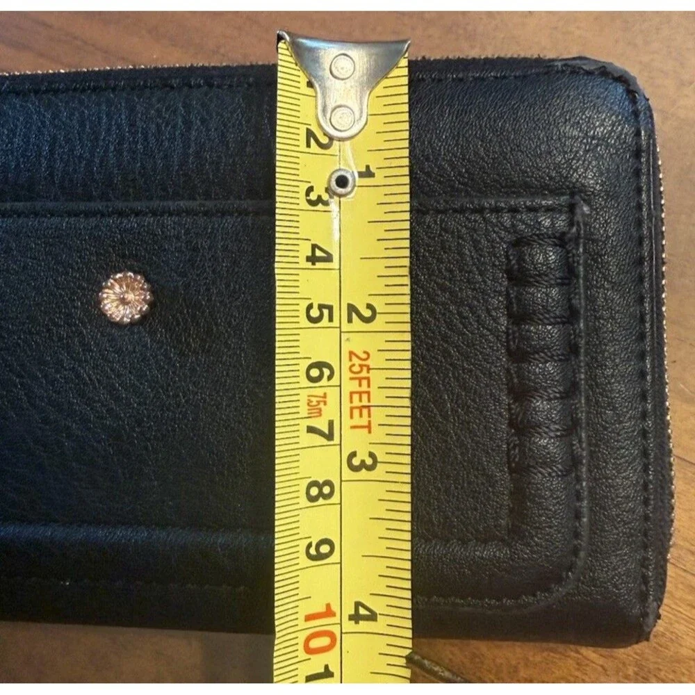 Lauren Conrad Black Wallet Wristlet Gold Zipper Faux Leather Card Holder ID